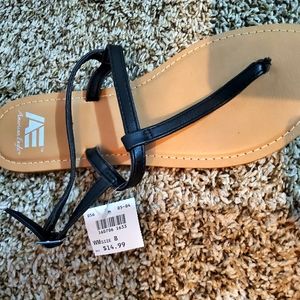 New sandals size 8
